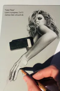 Kate Moss WIP 3/5: Progressing...