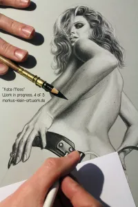 Kate Moss WIP 4/5: The fine reflections on the metal ring require some finesse...