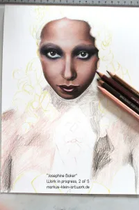 Josephine Baker WIP 2/5: Face looks good for now, but I would later rework the skin tones over and over to make it look more golden.