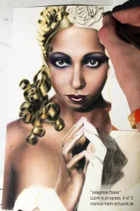 Josephine Baker WIP 4/5: Working on the golden curls and ornaments